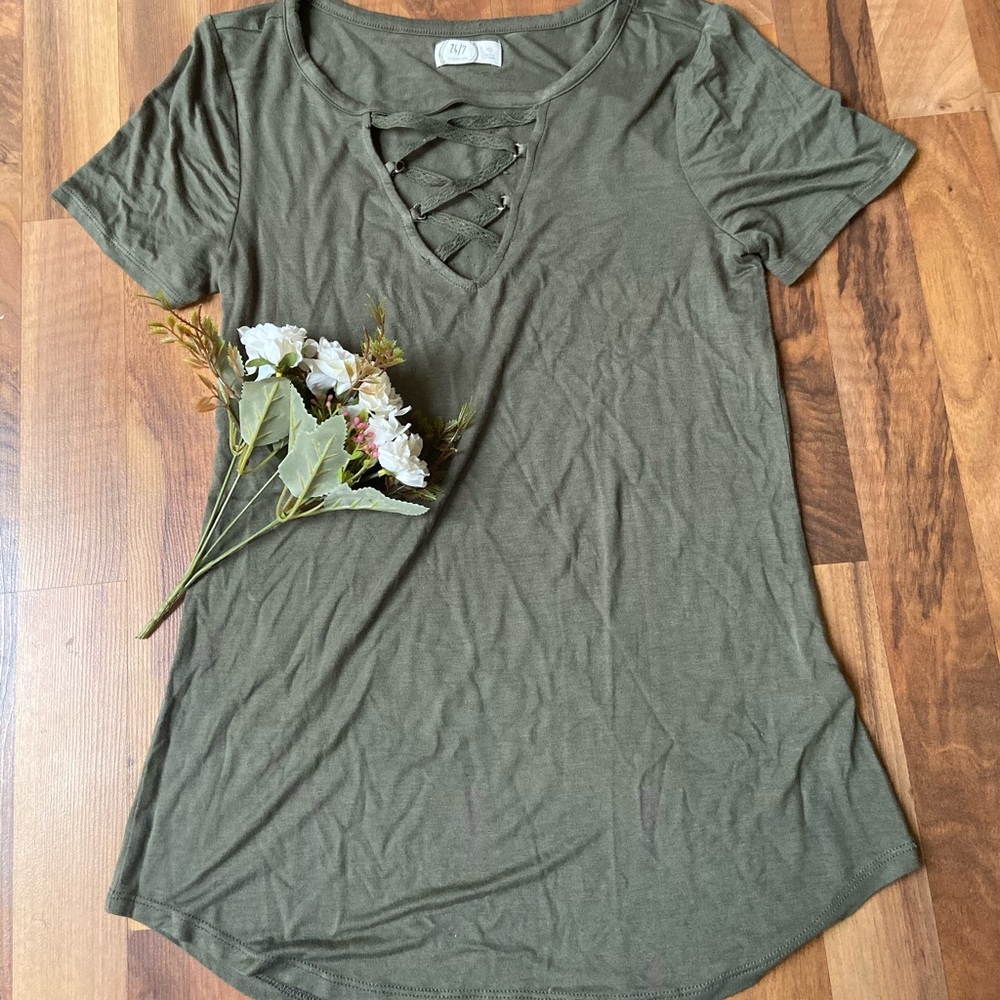 Maurices 24/7 Green V-Neck Tee